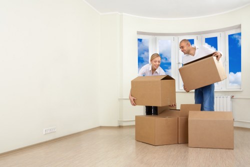 Secure mobile storage service supporting home moves in Pimlico